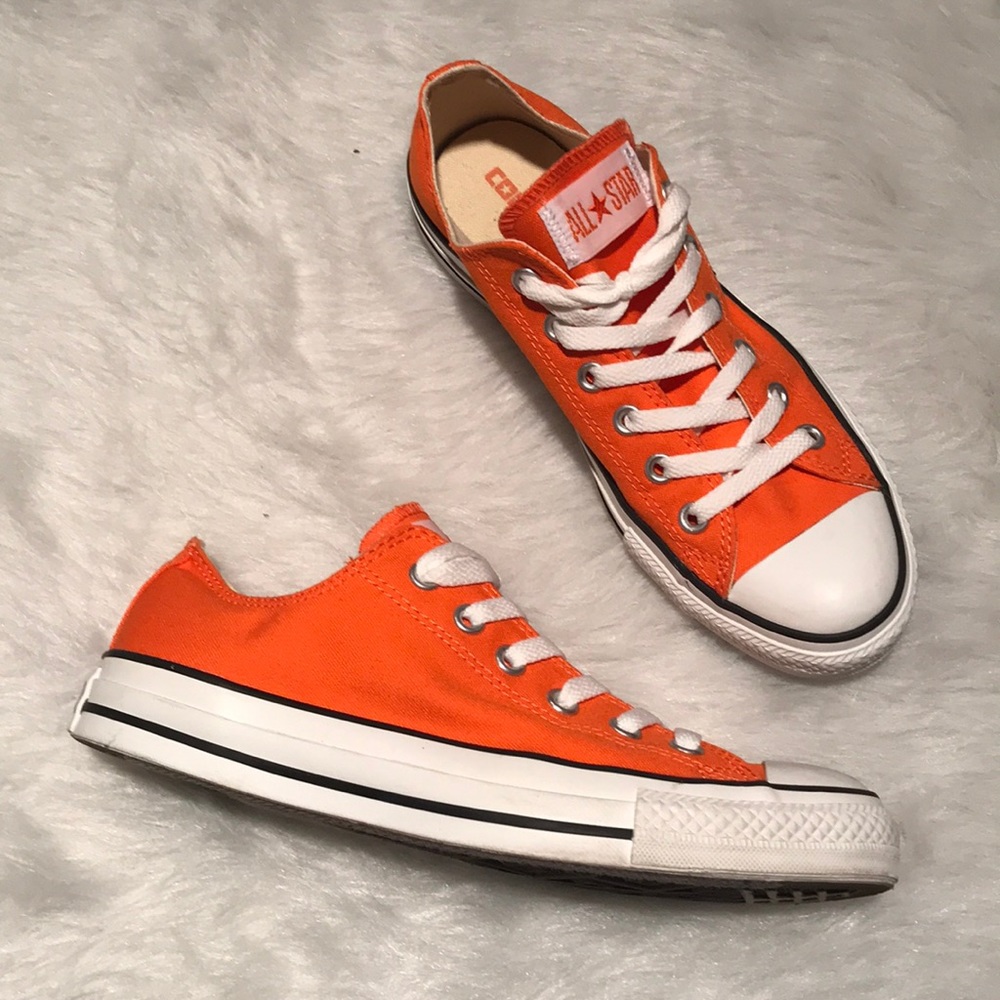 Converse NEVER WORN